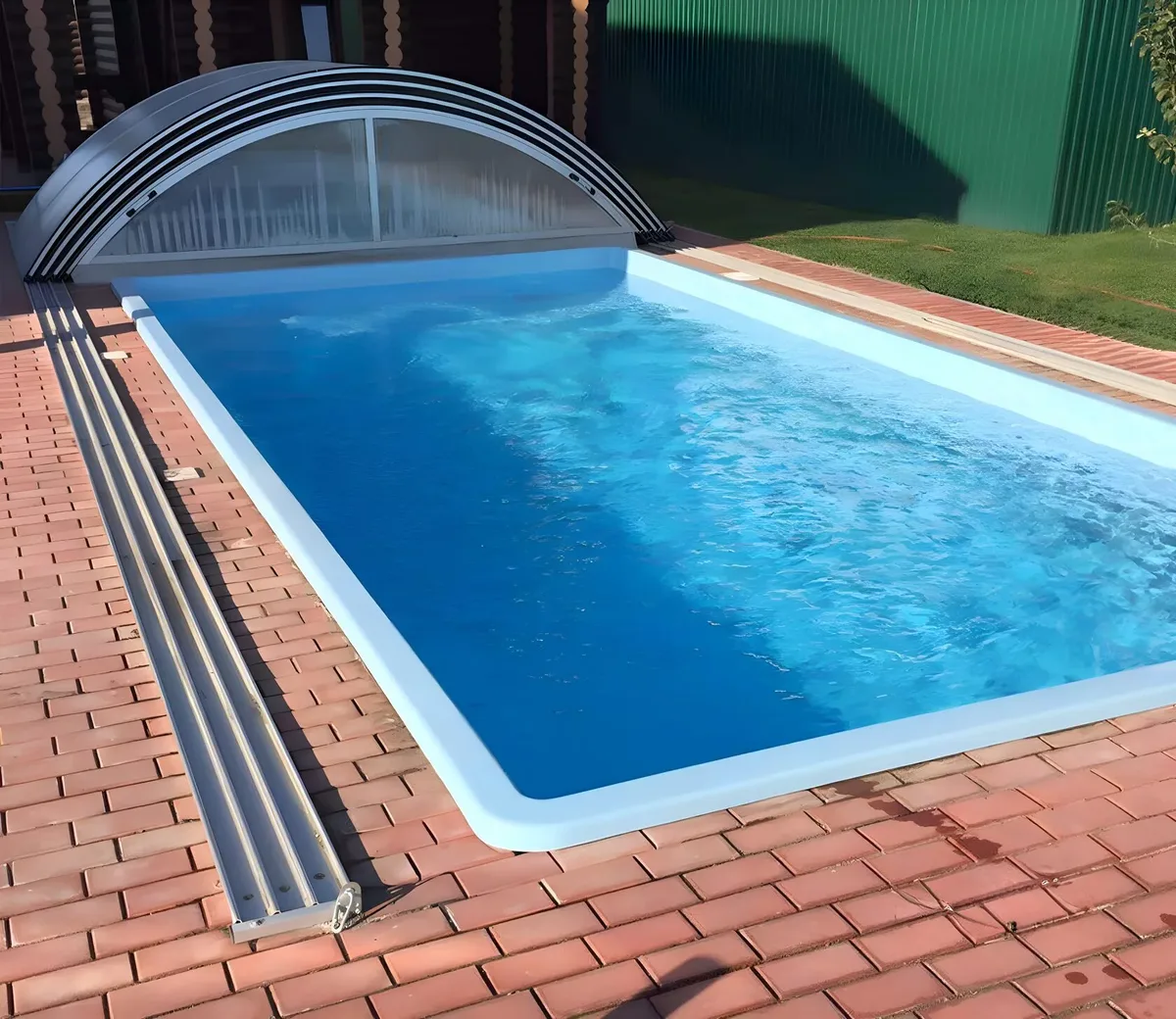 Laguna 7 — вечернее освещение в Жуковском